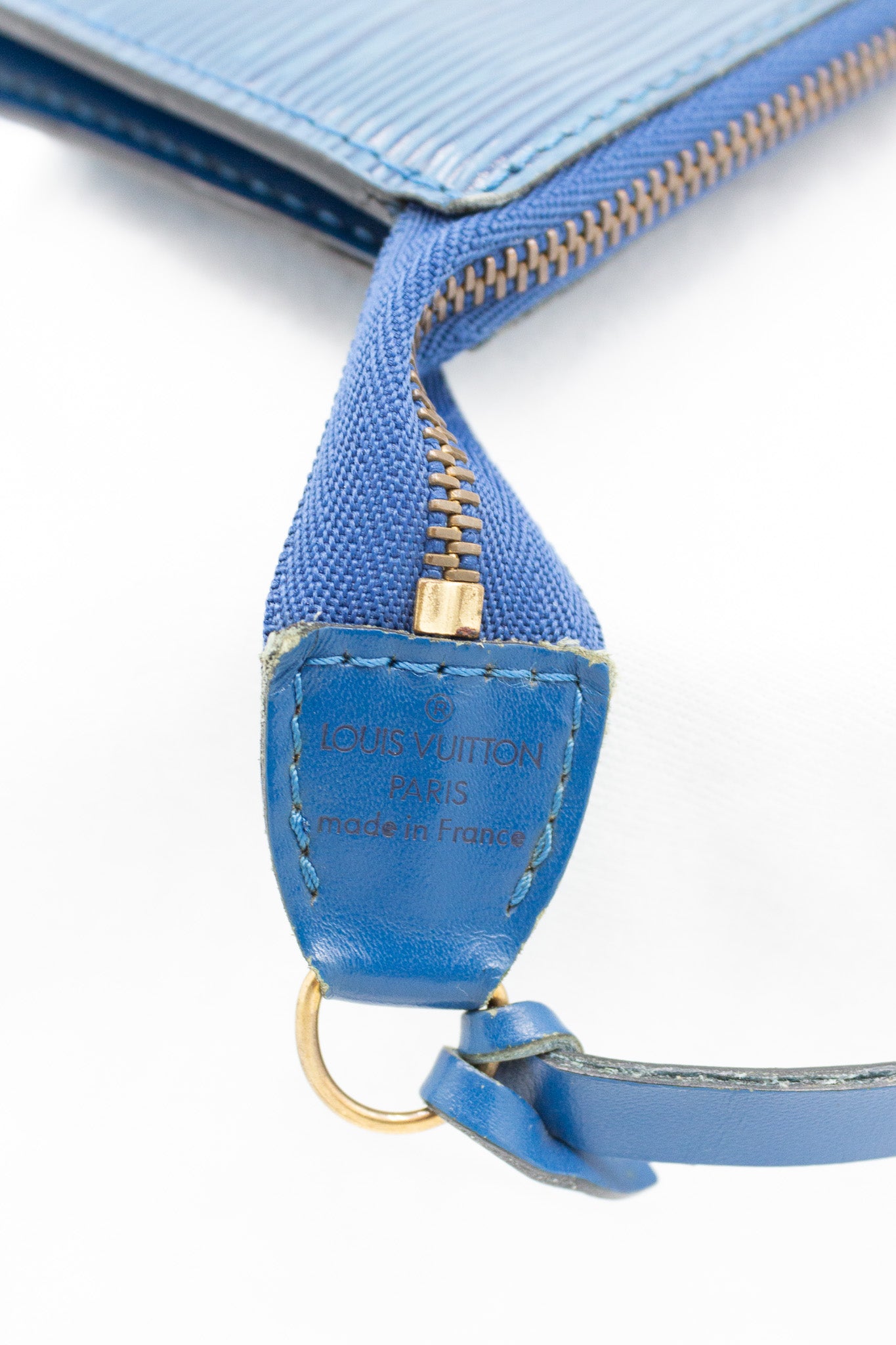 Pochette Louis Vuitton in pelle Epi blu