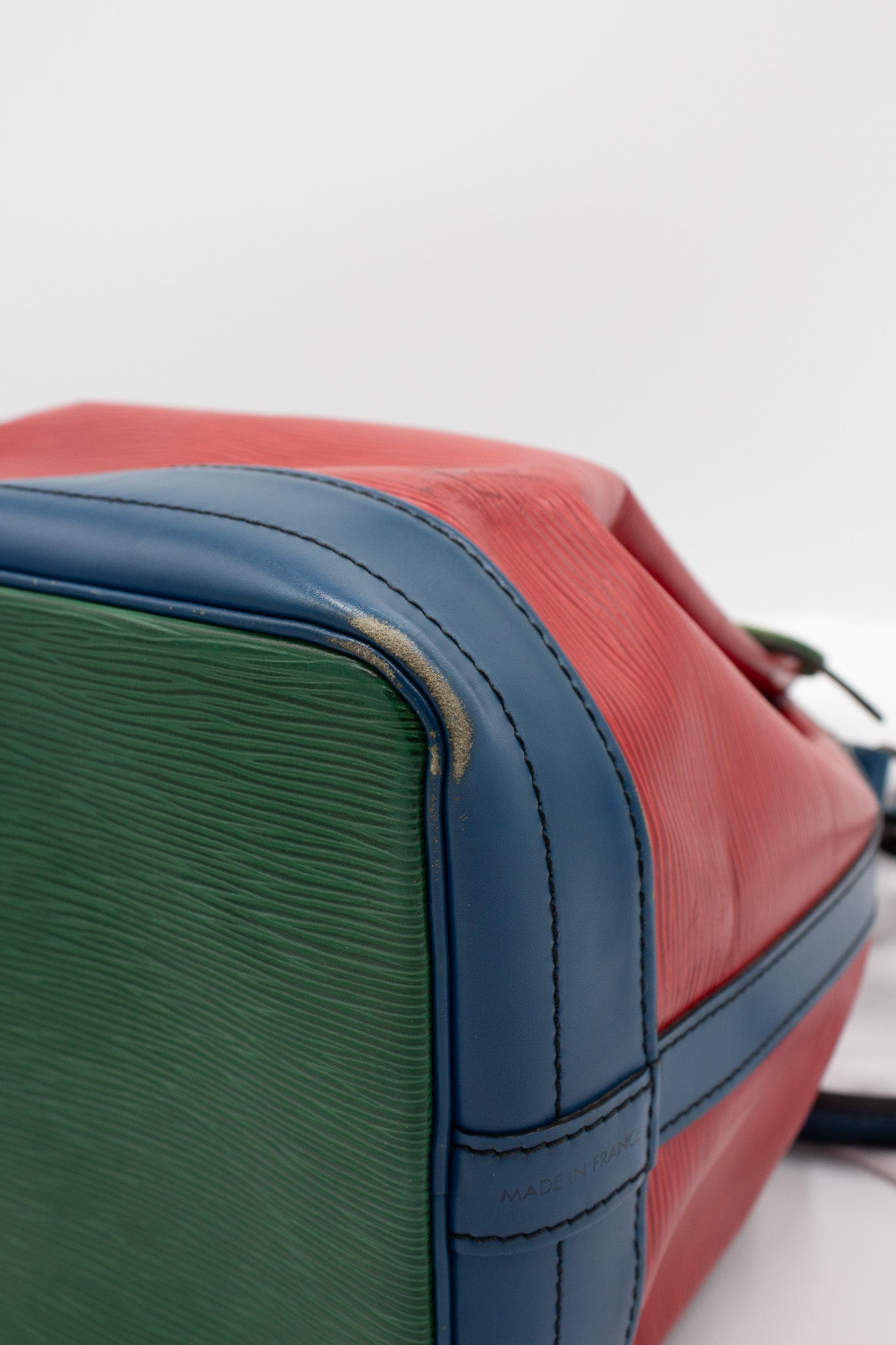 Louis Vuitton Noé Red and Blue Epi Leather Bucket Bag