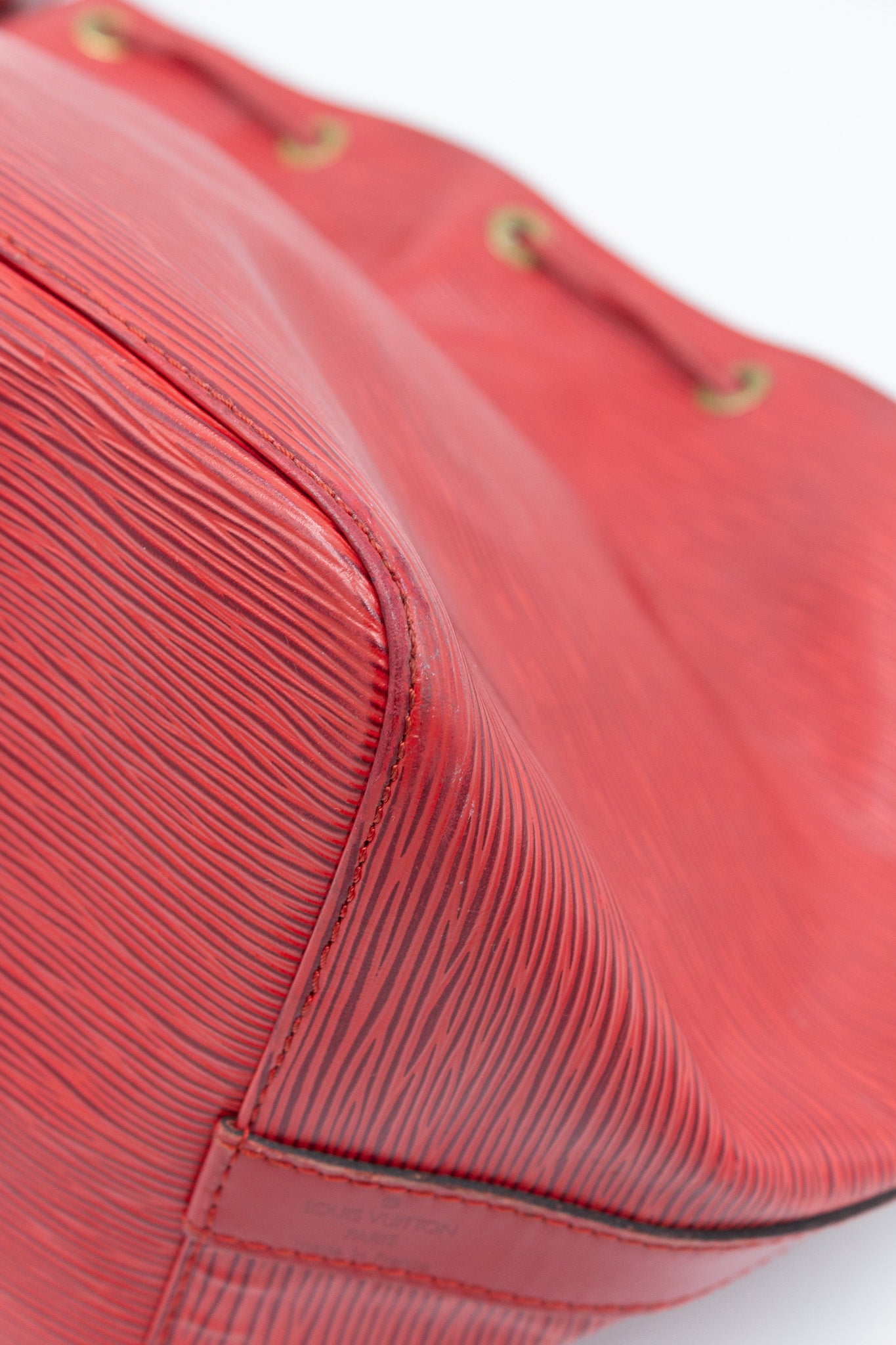 Louis Vuitton Noé Red Epi Leather Bucket Bag
