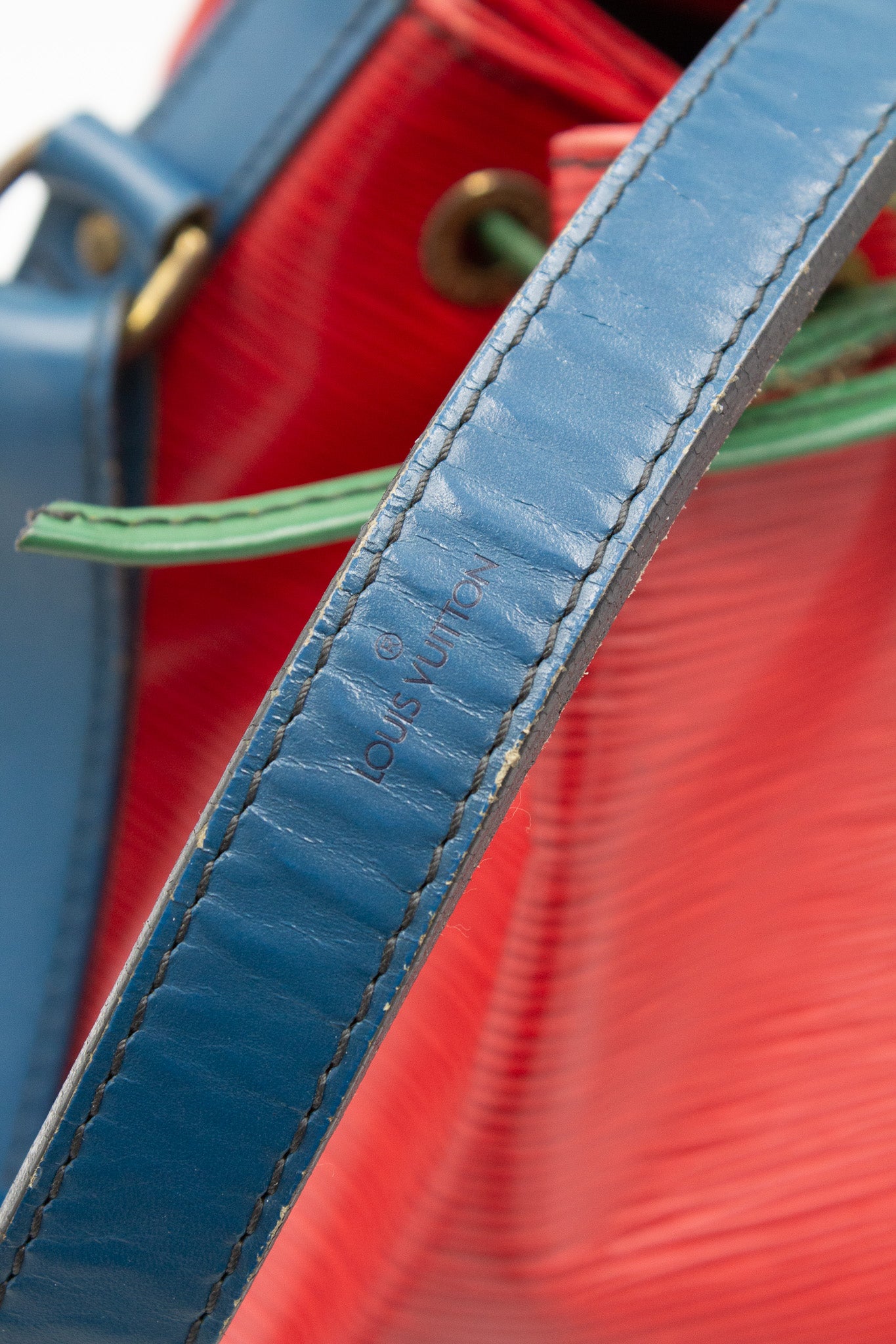 Louis Vuitton Noé Red and Blue Epi Leather Bucket Bag