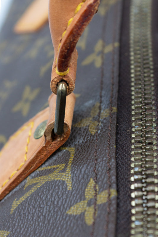 Louis Vuitton Speedy 40 Monogram Handbag