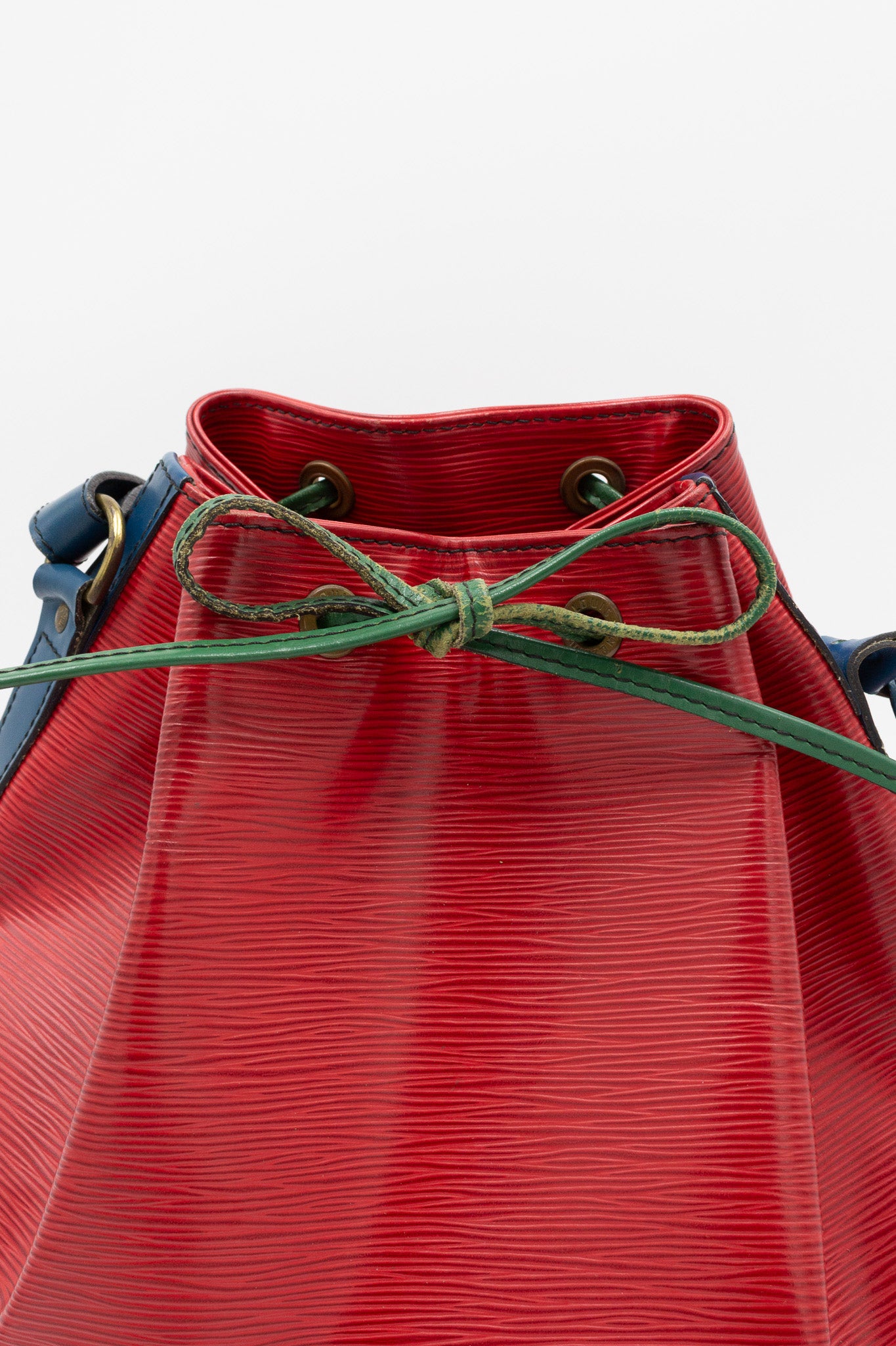 Louis Vuitton Noé Red and Blue Epi Leather Bucket Bag