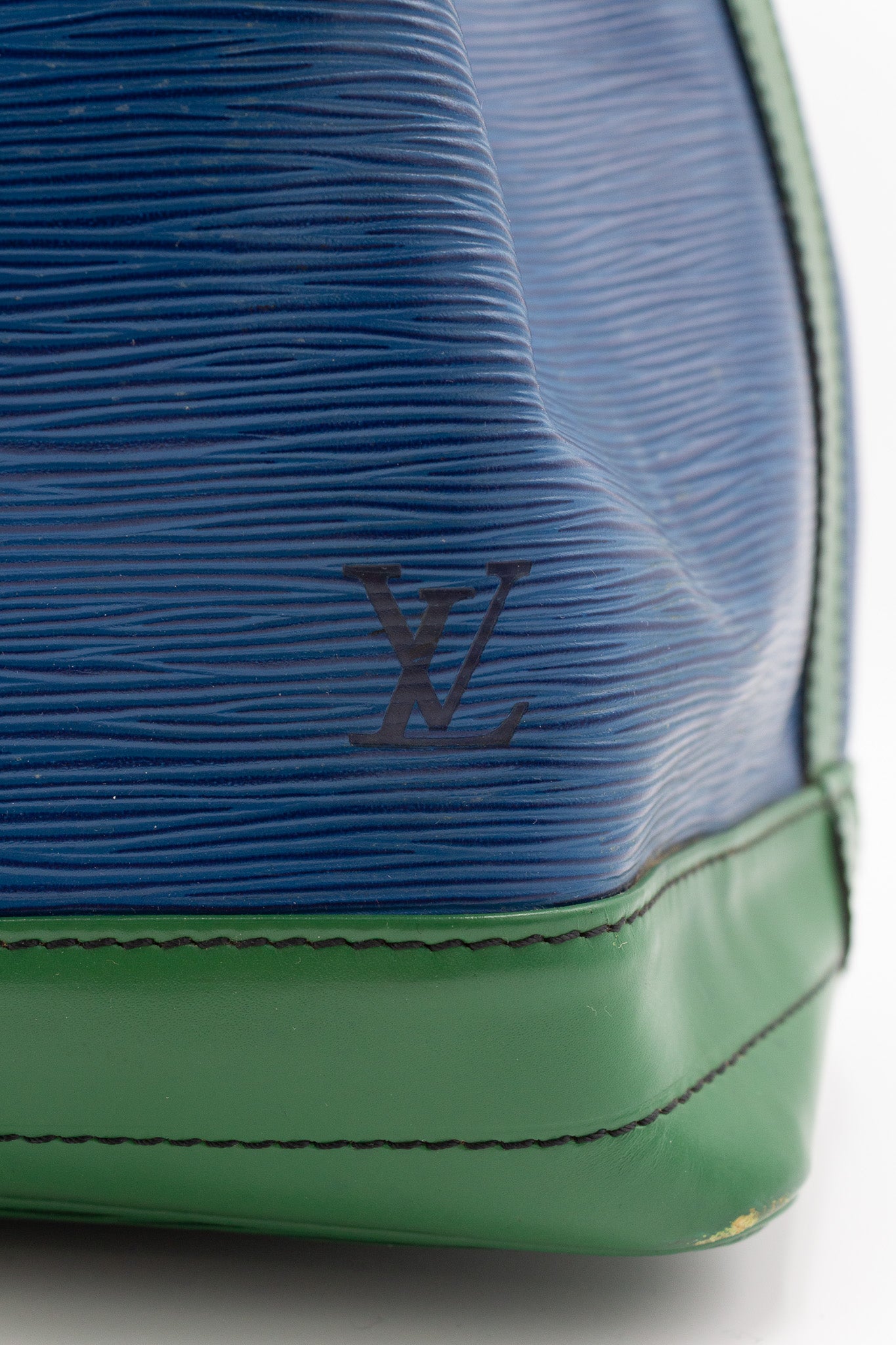 Louis Vuitton Noé Blue and Green Epi Leather Bucket Bag
