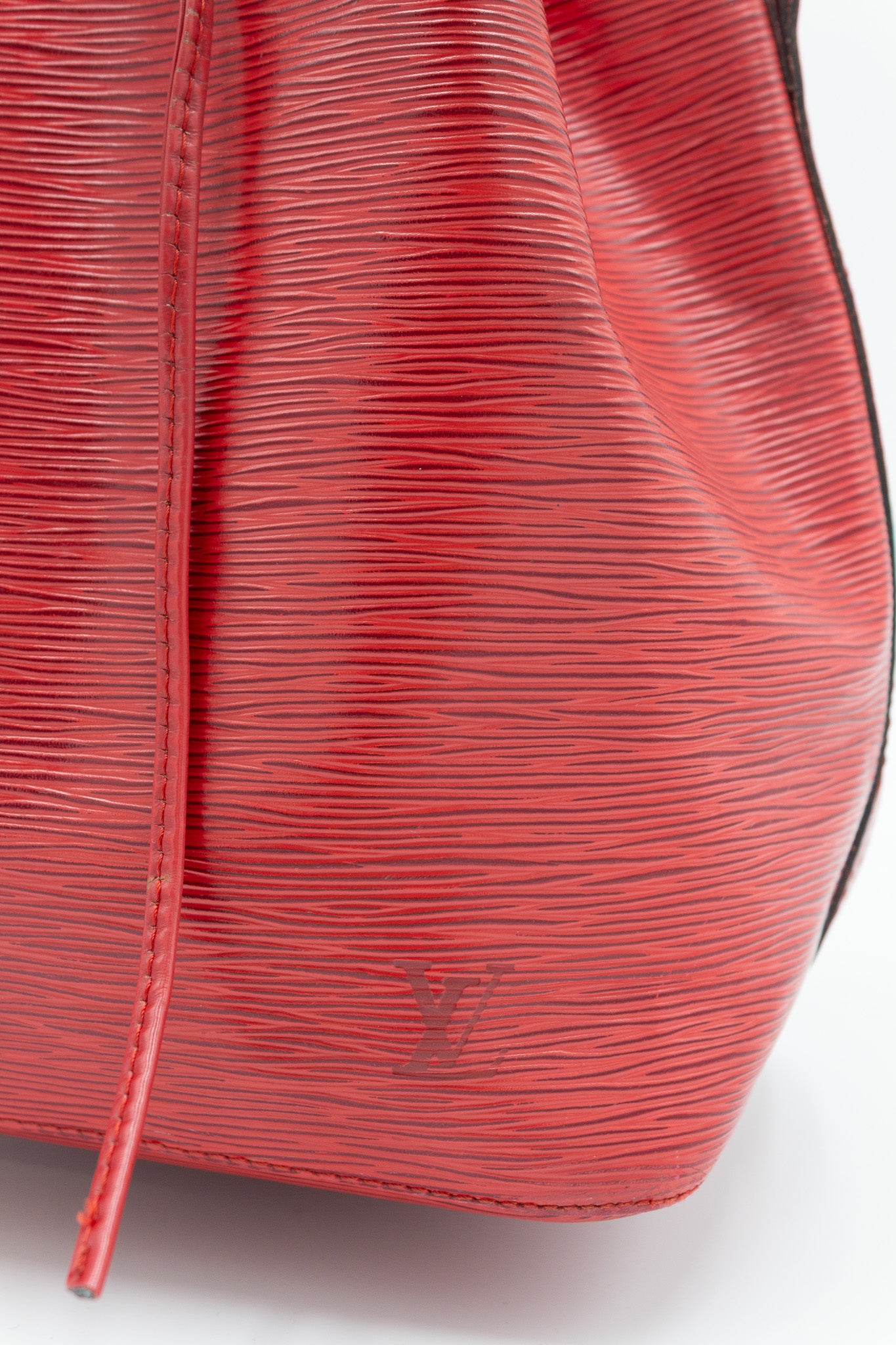 Louis Vuitton Noé Red Epi Leather Bucket Bag