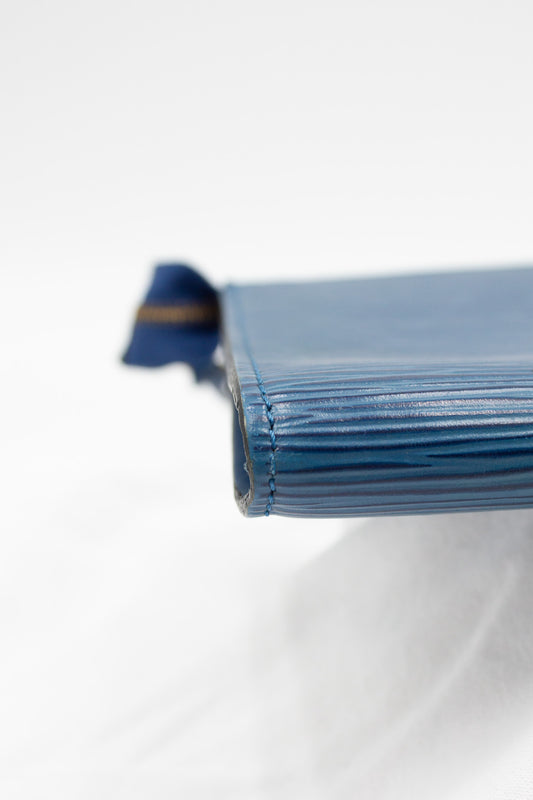 Louis Vuitton Blue Epi Leather Pochette