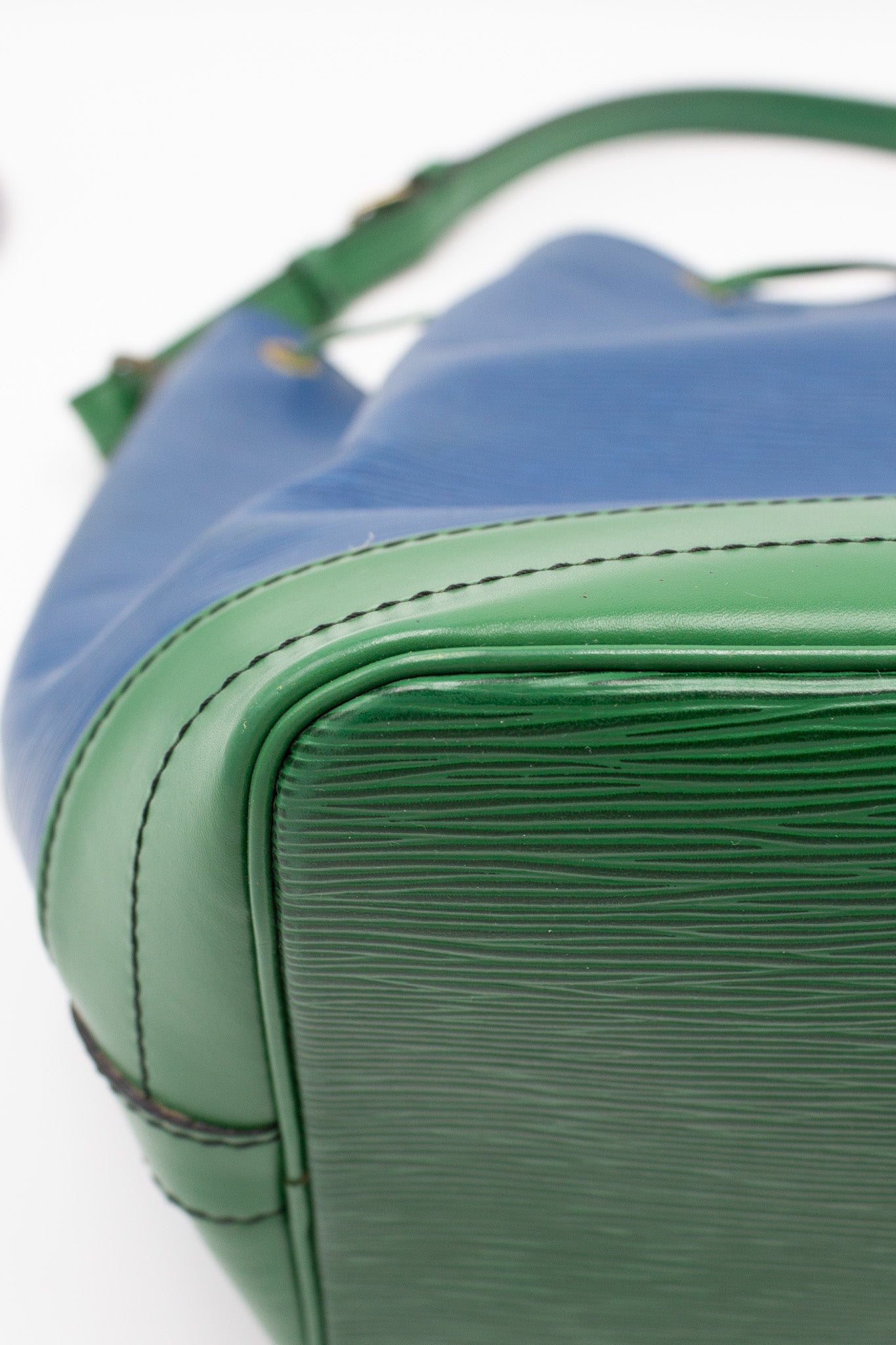 Louis Vuitton Noé Blue and Green Epi Leather Bucket Bag