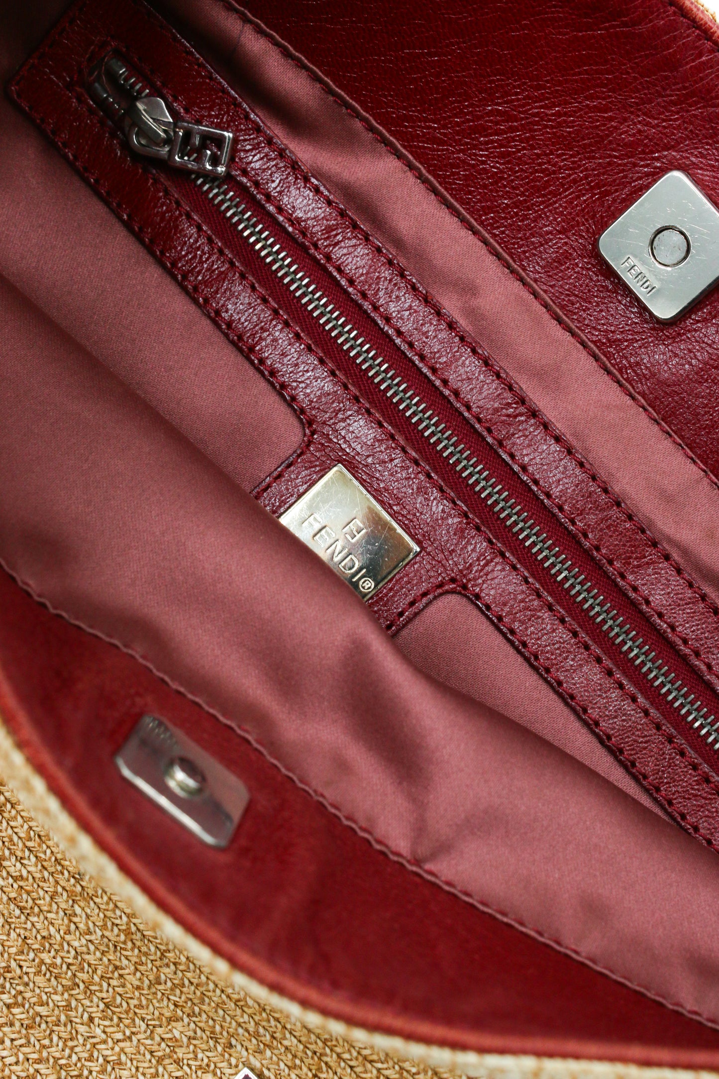 Borsa a tracolla Fendi in rafia rossa