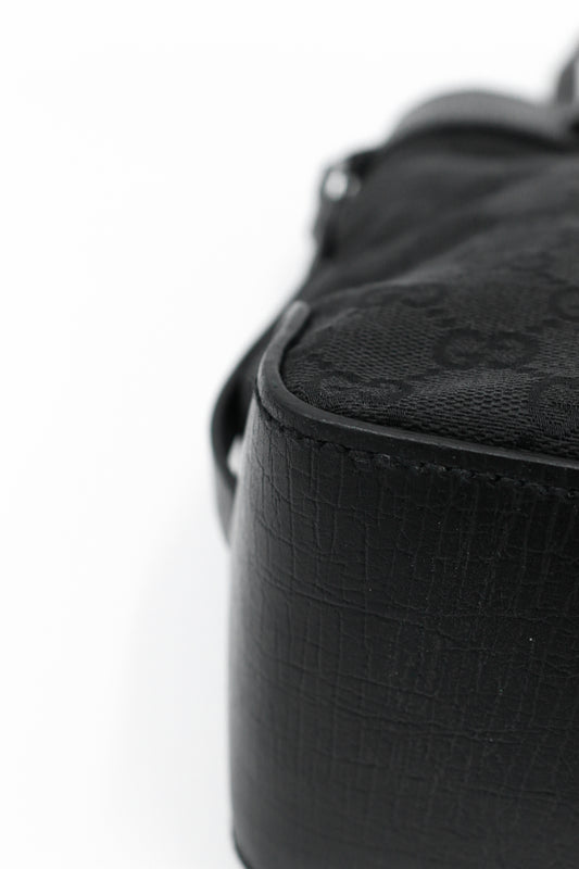 Borsa a tracolla Gucci GG Canvas nera