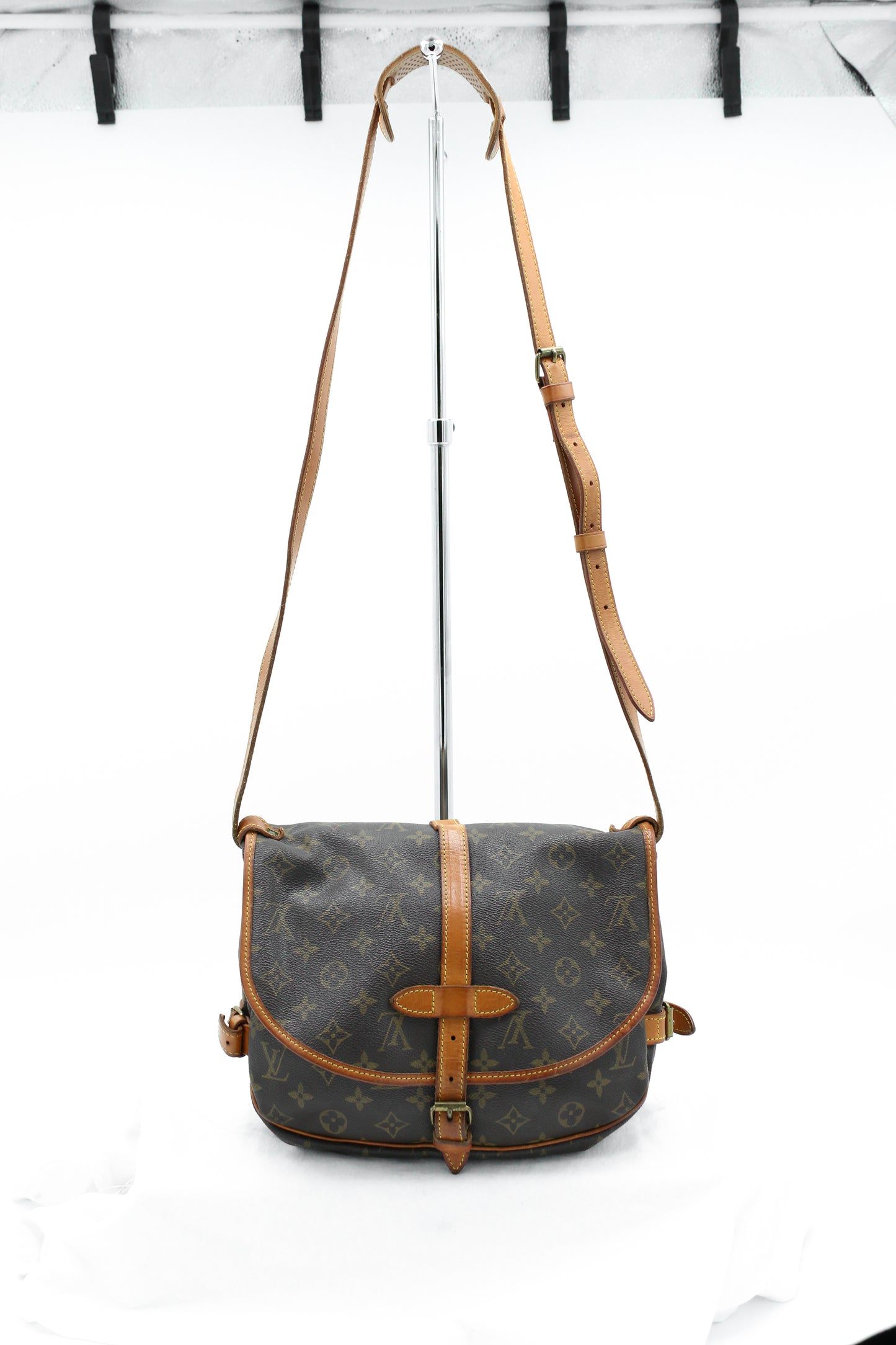 Monogramma Louis Vuitton Saumur 30