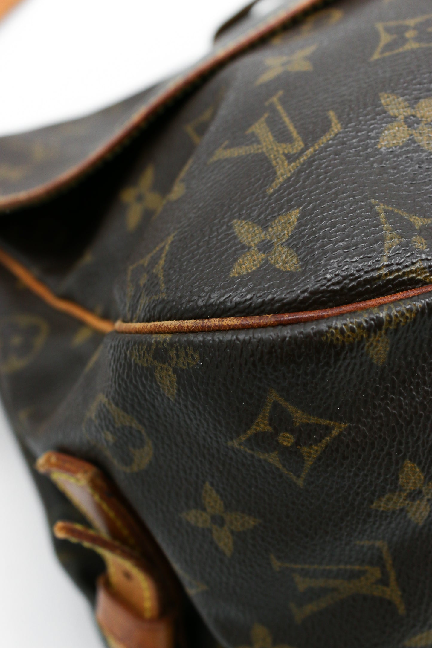Monogramma Louis Vuitton Saumur 35