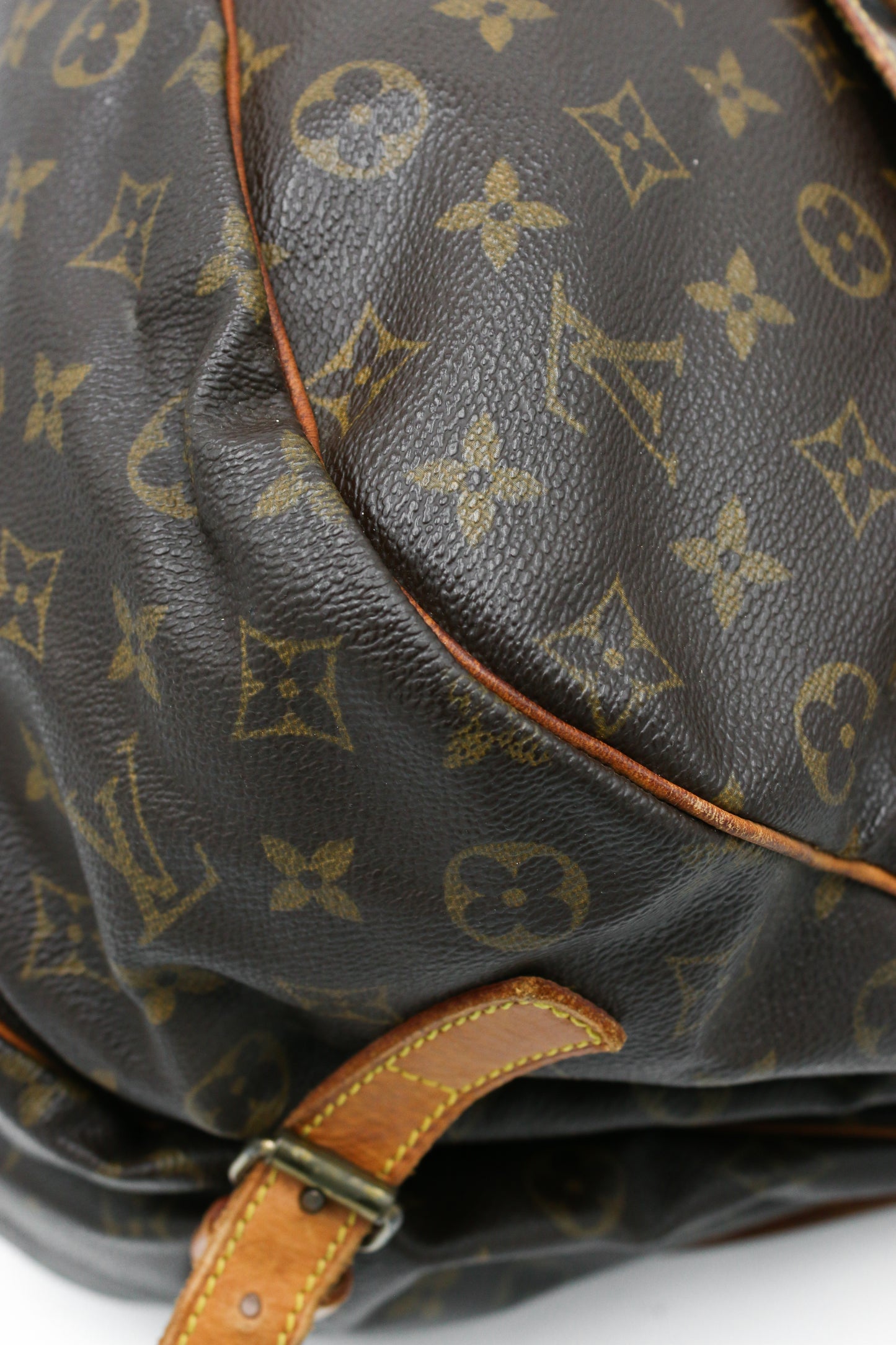 Monogramma Louis Vuitton Saumur 35