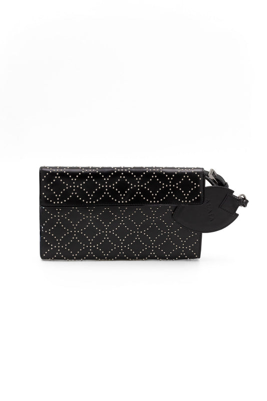 Pochette in pelle nera con borchie Alaïa