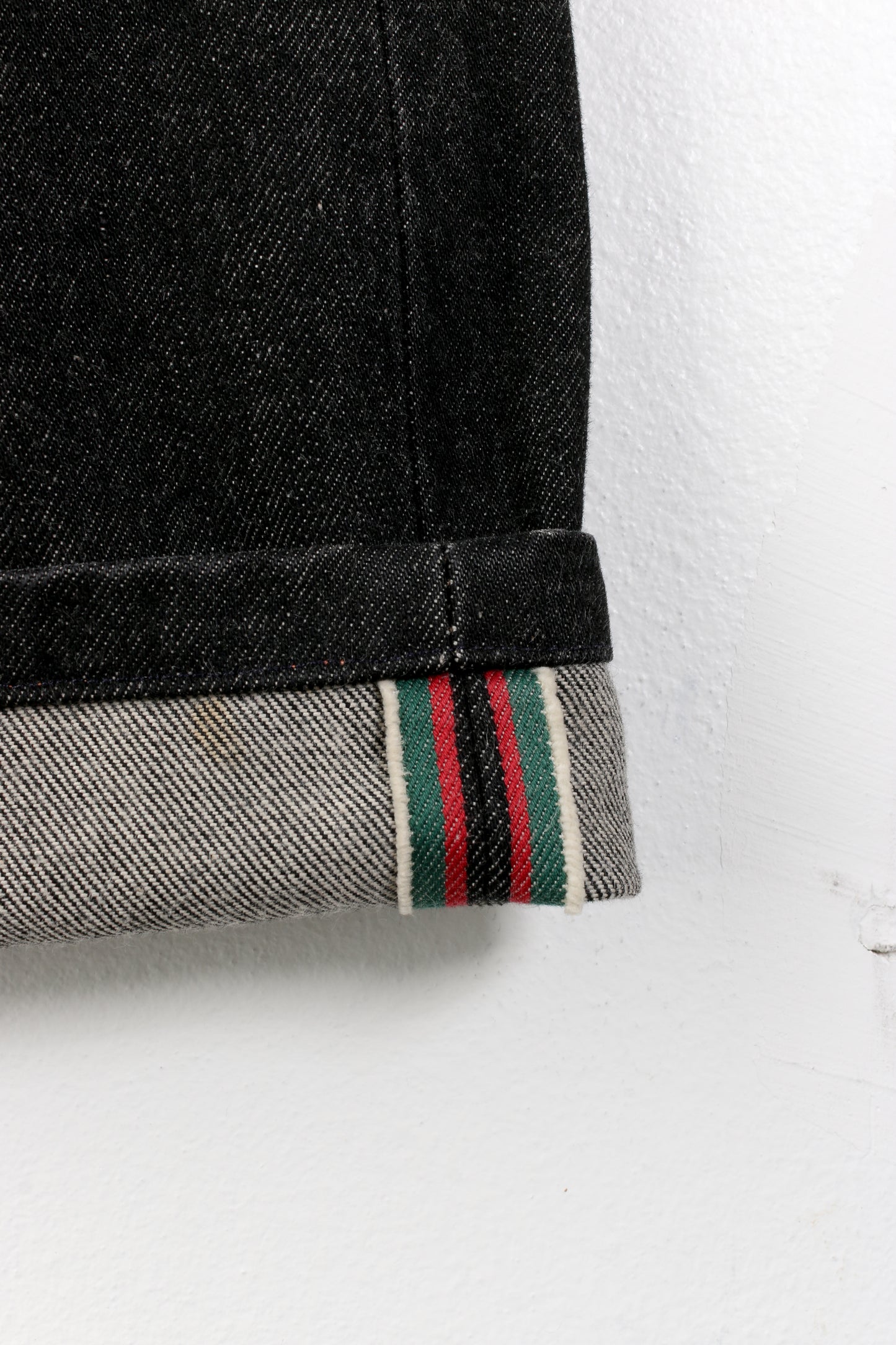 Jeans in denim cimosati neri Gucci