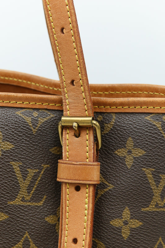 Louis Vuitton Bucket Monogram