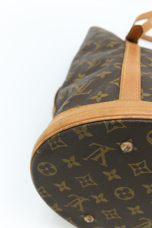 Louis Vuitton Bucket Monogram
