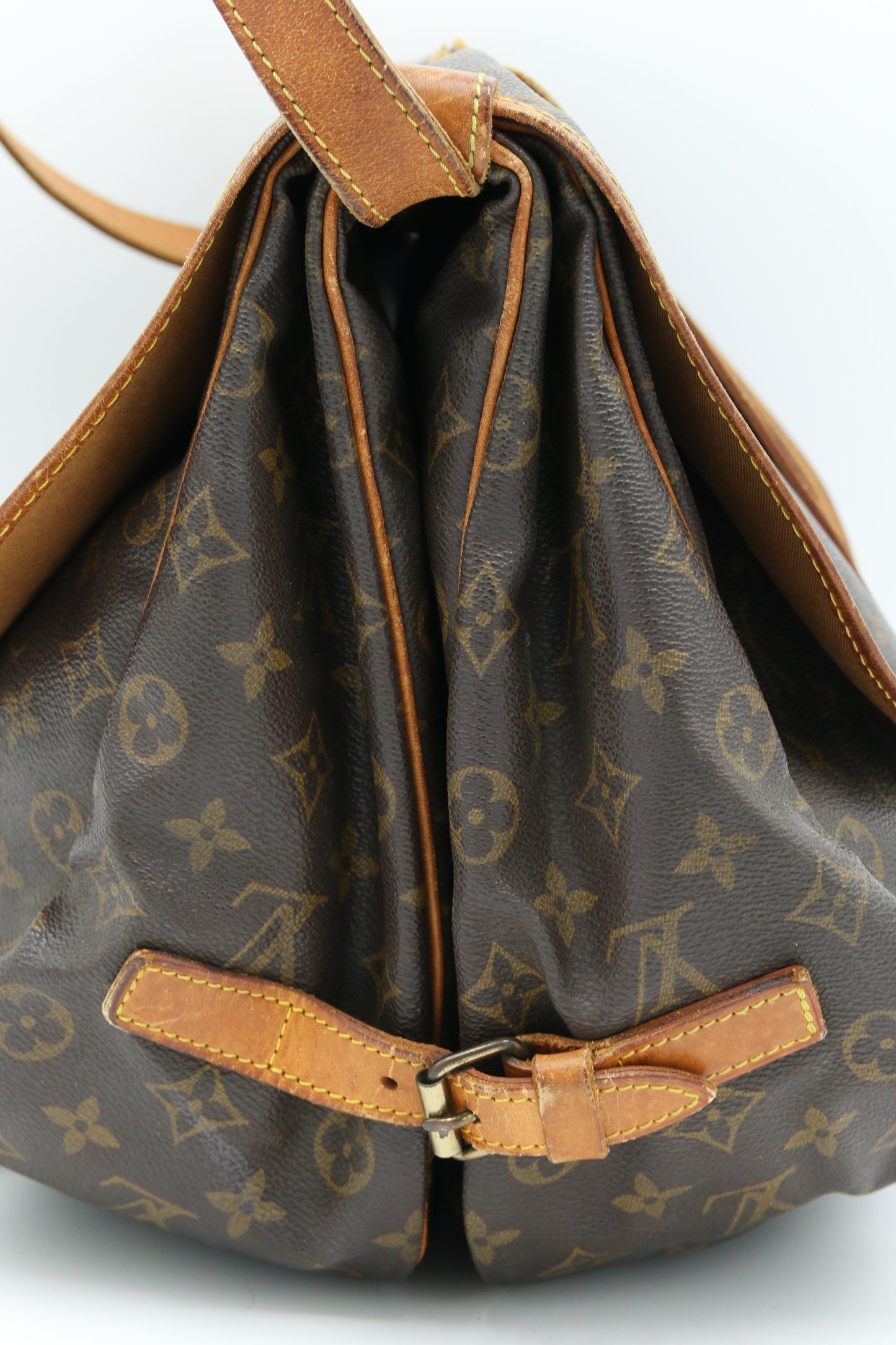 Monogramma Louis Vuitton Saumur 35