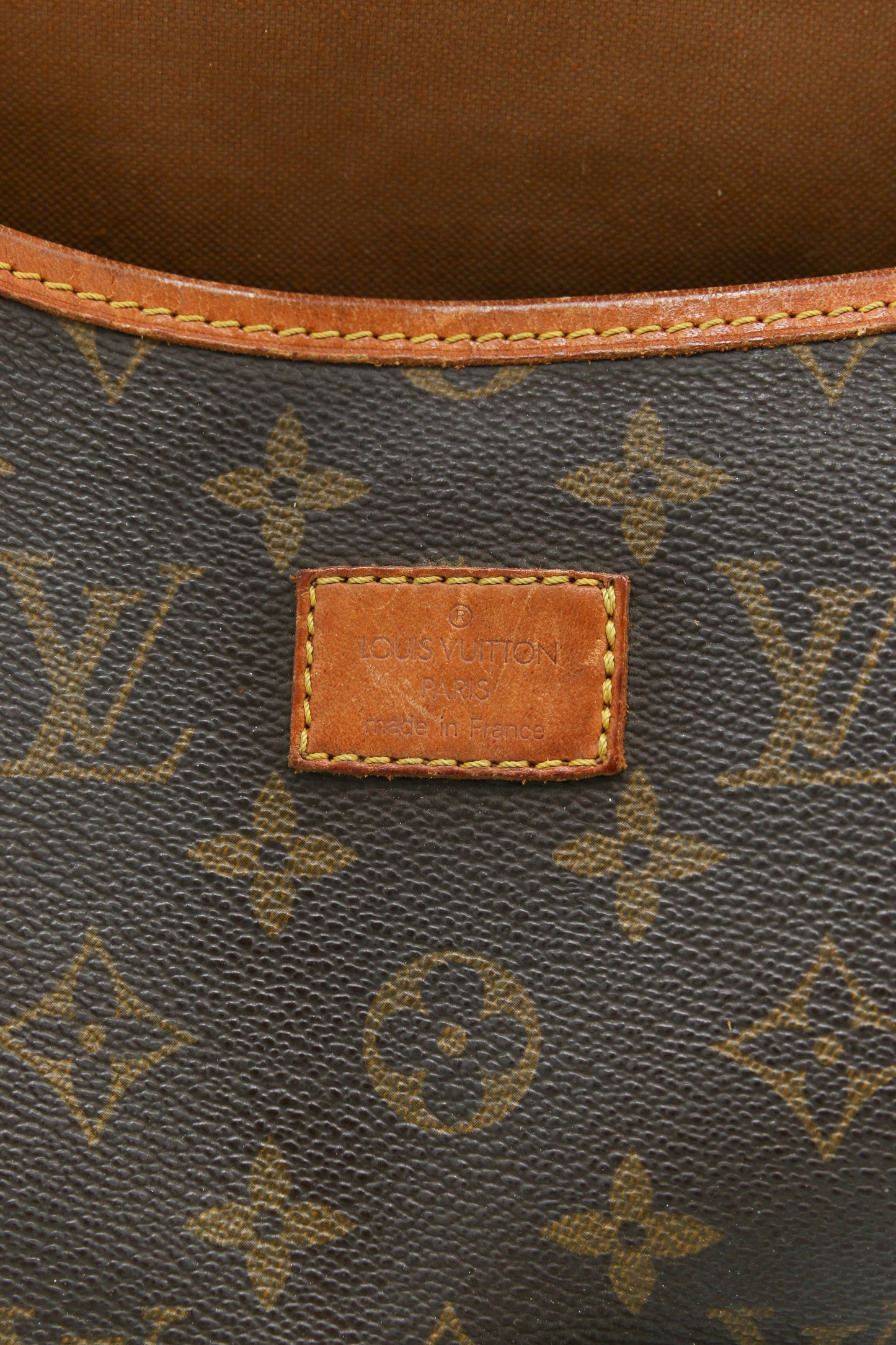 Monogramma Louis Vuitton Saumur 35
