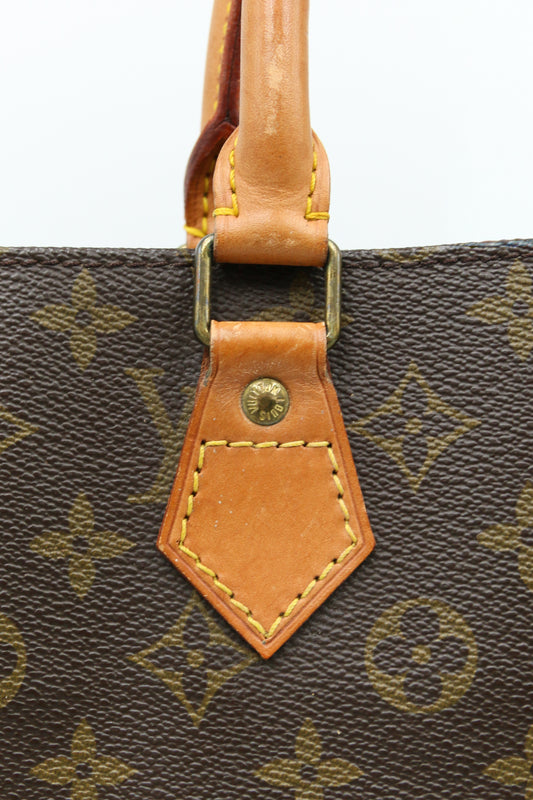 Louis Vuitton Sac Plat Monogram