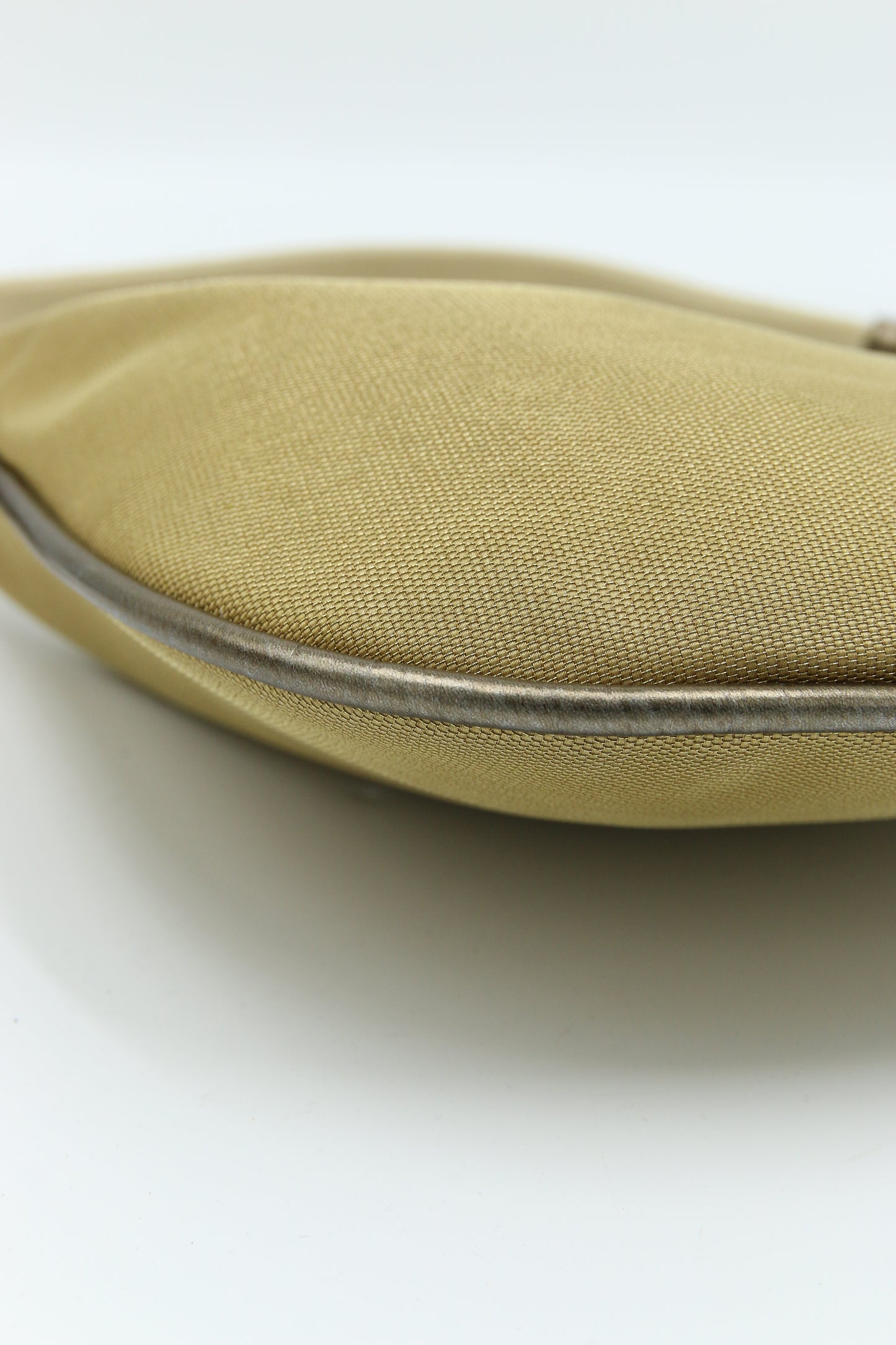 Gucci Hobo in tela dorata