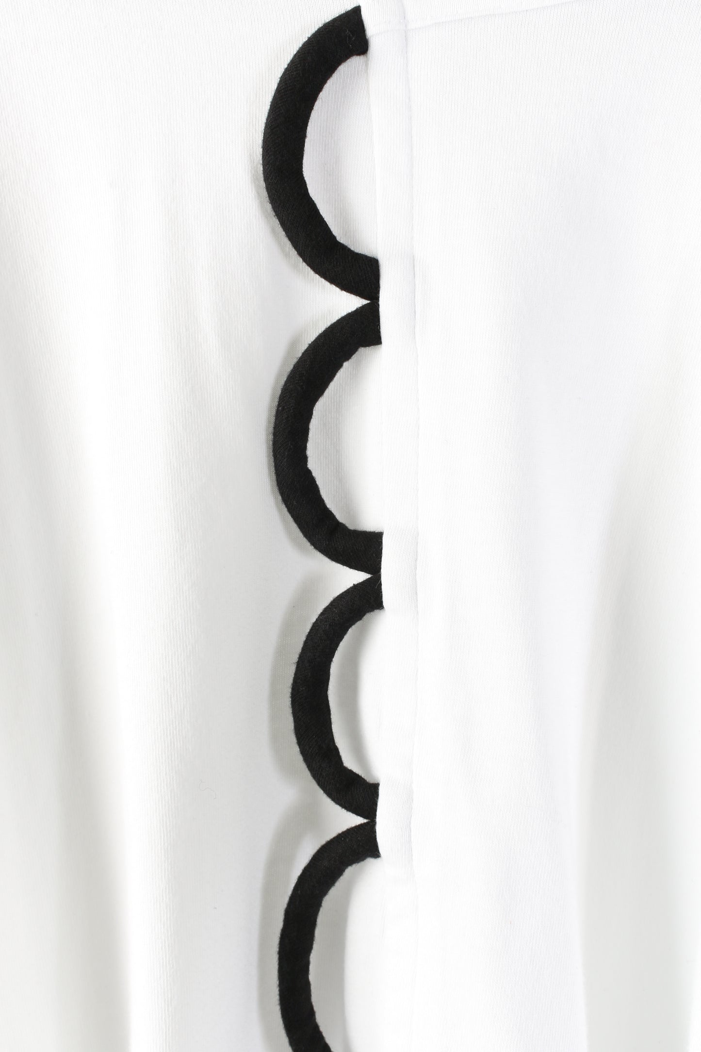T-shirt bianca ricamata Comme Des Garcons 