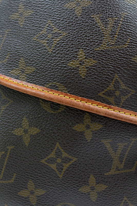 Louis Vuitton Saumur Monogram Canvas Shoulder Bag