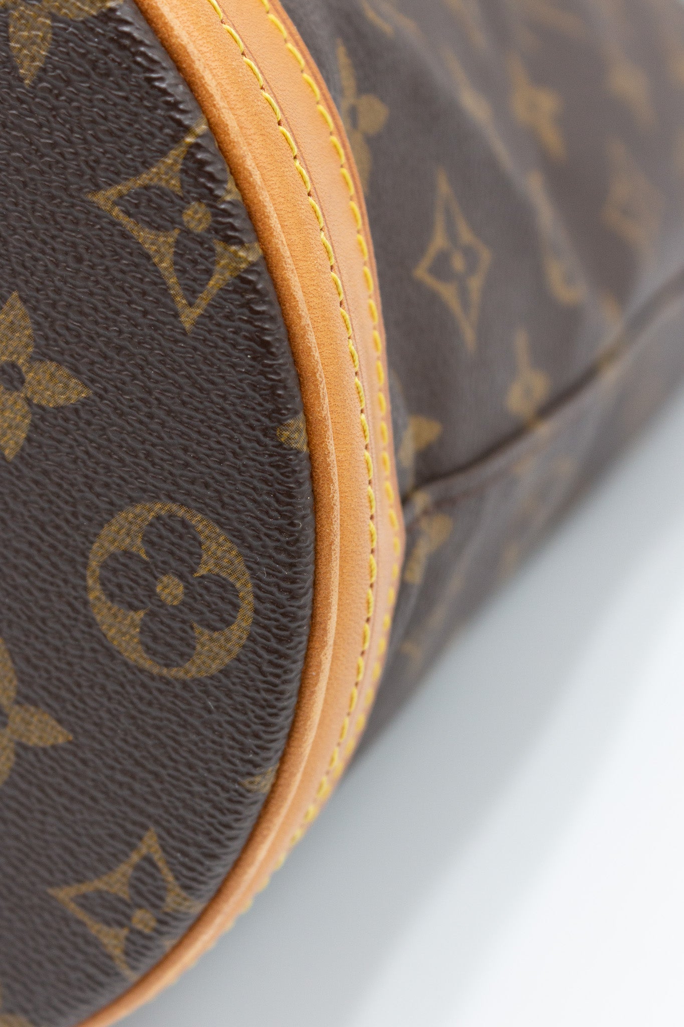 Louis Vuitton Bucket