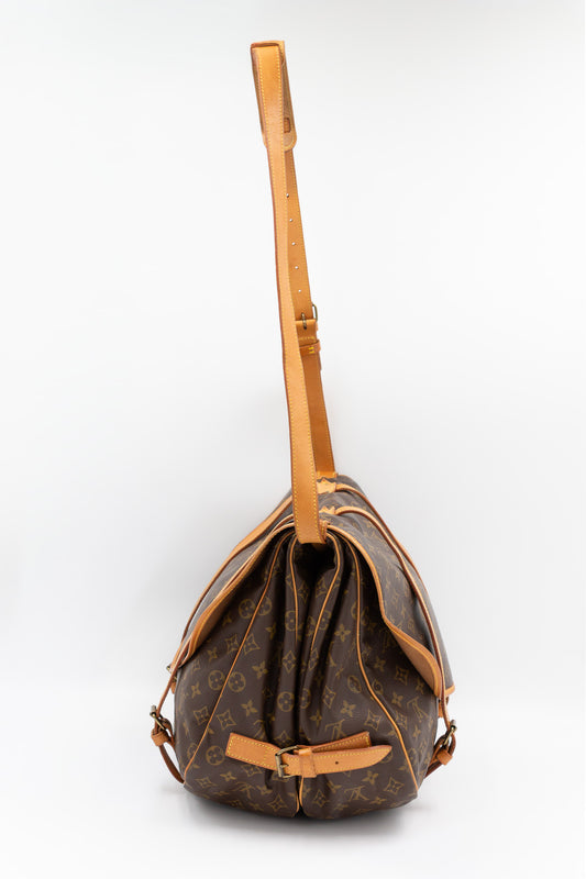 Louis Vuitton Saumur GM Monogram Canvas – Vintage Crossbody Bag