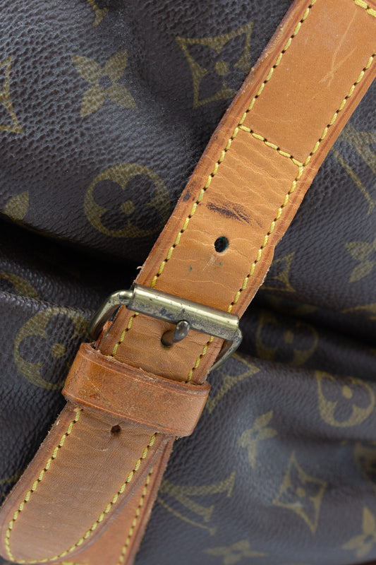 Louis Vuitton Saumur GM Monogram Canvas – Vintage Crossbody Bag